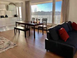 SUPERBE APPARTEMENT RENOVE- 2 BELLES CHAMBRES– TERRASSE-GARA