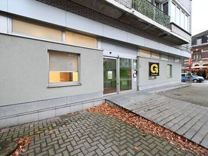 Bien professionnel à louer à Bilzen € 1.800 (LHUML) - Zaken en immokantoor Goffin | Zimmo