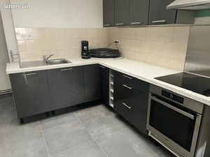 Maison rénovée en plein centre de CROIX