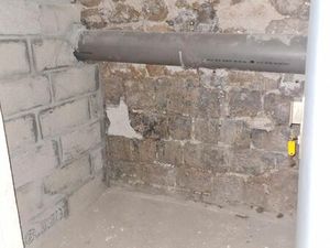 Location Cave Paris 3eme • 2 30m² / Stockage / Garde Meuble / Local