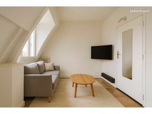 STUDIO BONDY au pied de la gare RER E