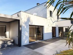 EXCLUSIVITÉ – MAISON CONTEMPORAINE DE PRESTIGE – STELLA-PLAGE