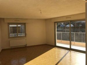 Square Habitat Hautes Alpes Embrun- Vars Neige Et Soleil