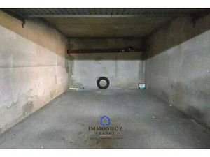 Garage/Stationnement à vendre