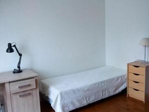 Location appartement 1 pièce 12 m² à Viroflay (78220)