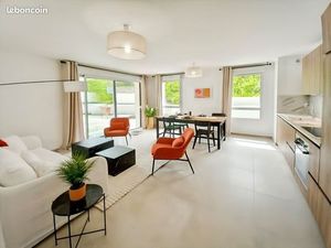 T3 à 900 m du Centre de Metz-Tessy