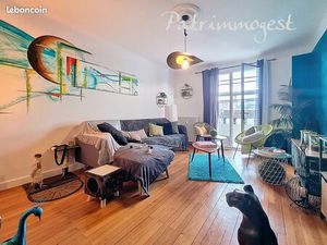 T2 avec logia  balcon  cave et garage