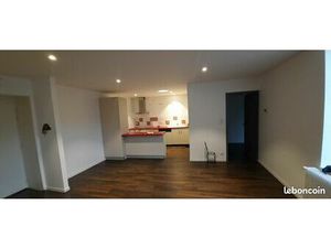 Particulier loue T4 entièrement rénové proche centre-ville avenue Ch. De Gaulle