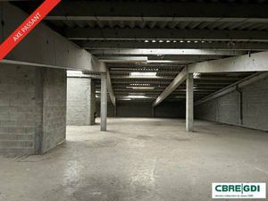 Local d'activités à vendre