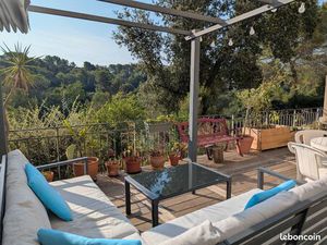 Vente appartement 2 pièces avec terrasse  cave  garage - Mougins le haut