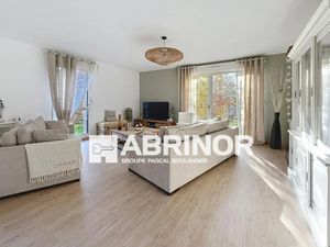 Vente appartement 3 pièces 81.7 m² à Croix (59170)  351 000 €