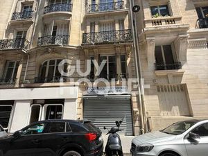 Local commercial 47 m² PARIS