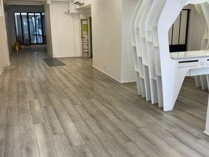 Local commercial 98 m² PARIS