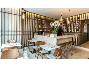 Local commercial 105 m²