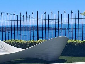Maison / Villa Vallauris avec vue panoramique sur Cap d'Antibes aux Îles de Lérins