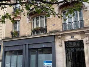 Local bureaux 53 m²