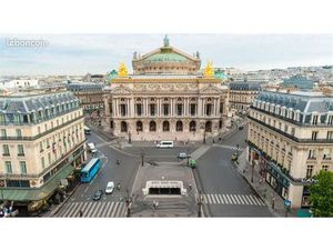 Restaurant 86 m² PARIS