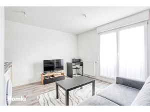 Studio 22 m² – Dernier étage – Résidence récente (2021)