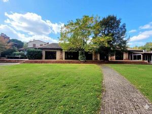OPPORTUNITÉ FONCIÈRE RARE : Ancien HÔTEL-RESTAURANT