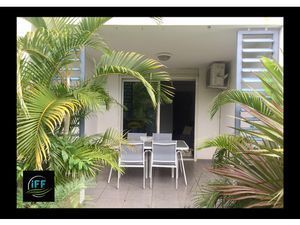 Joli studio meublé avec jardinet à la SALINE LES BAINS