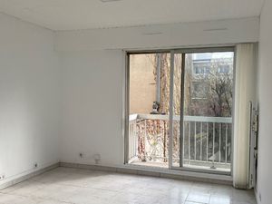 LOCAL PROFESSIONNEL - LE VESINET