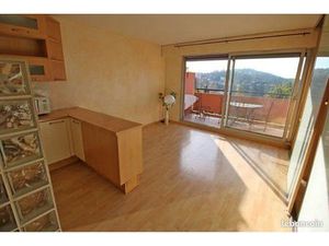 Vaste studio 32 m2 vue mer la Turbie
