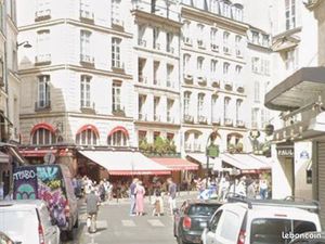 Local restauration rapide 65 m²