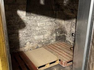 Box/Cave/Local de stockage de 5 4 m2 – Métros Ledru Rollin ou Voltaire – Paris 11