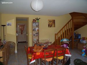 Loue maison T3 de 75m2 avec Terrasse sur commune de Lucy le Bois 89200. Disponible à ce Jo