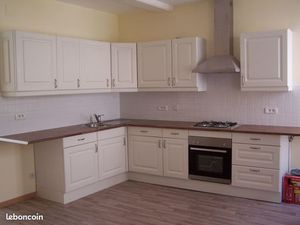 APPARTEMENT F4  77 m² SAINT JEAN D’ANGELY CENTRE VILLE