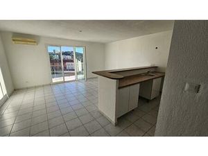 Location appartement 4 pièces 83 m² à Toulon (83000)