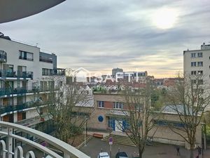 Vente appartement 3 pièces 70 m² à Romainville (93230)  450 000 €