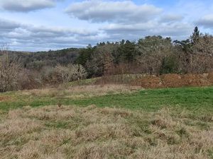 Vente terrain 930 m² à Montignac (24290)  28 000 €
