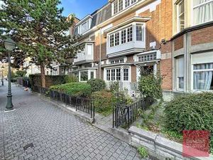 Quartier maritime/Tour & Taxis: Maison pleine de charme ave…