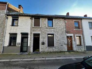 Maison d'habitation deux façades