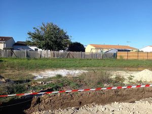 Vente terrain 314 m² à Saujon (17600)  72 220 €