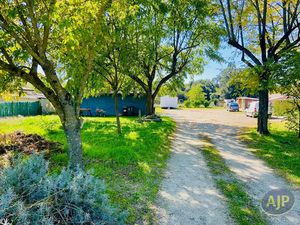 Vente terrain 1160 m² à Lesparre-Médoc (33340)  60 000 €