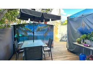 Charmant T2 avec jardin à 600m du port des Lecques