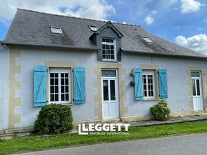 Maison 7 pièce(s)  PLOUGUENAST-LANGAST