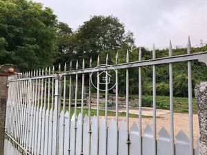 Vente terrain 1860 m² à Blois (41000)  265 900 €