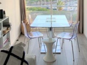 Studio 2 pièces 30 m²