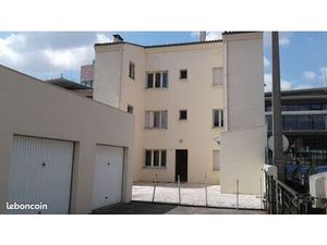 T2 + GARAGE quartier Belcier