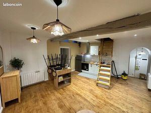 Duplex meublé fraîchement rénové