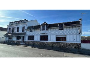 Vente locaux professionnels 550 m² à Emerainville (77184)  1 050 000 €