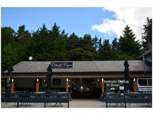 Vente locaux professionnels à Murol (63790)  160 000 €