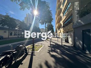 Vente locaux professionnels 107 m² à Nice (06000)  170 000 €