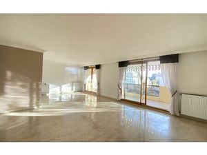 Location appartement  118.01 m² T-4 à Fontaines-sur-Saône  1 470 €