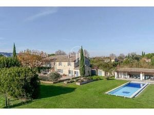 Maison provençale avec gîtes pour accueillir et partager