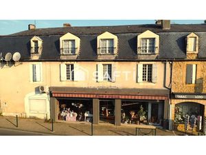 Vente immeuble 240 m² à Le Buisson-de-Cadouin (24480)  157 000 €