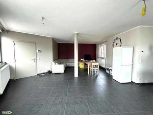 APPARTEMENT AVEC TERRASSE